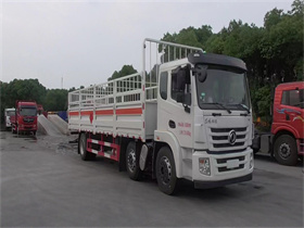 東風(fēng)景程氣瓶運(yùn)輸車(chē)