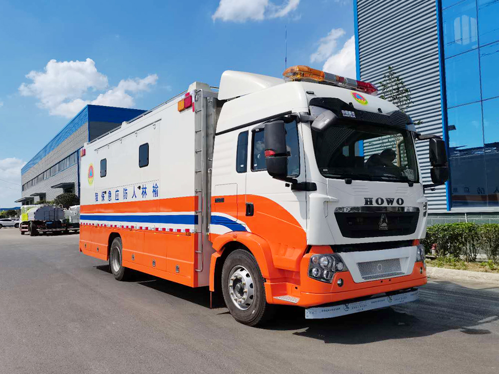 重汽豪沃炊事車(chē)